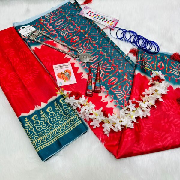 অসম্ভব সুন্দর শাড়ি কম্বো সেট - Image 2